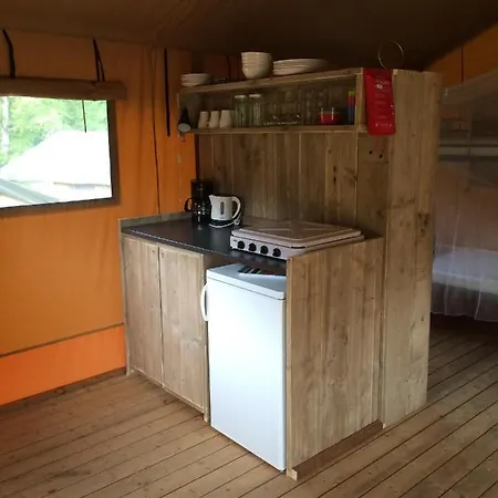 Safaritent Glamping Normandie 럭셔리텐트 *